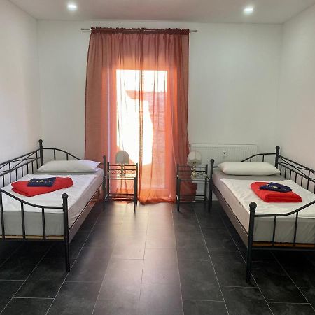 Pension Kaufungen Экстерьер фото